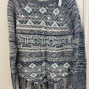 Nwt Hollister Tasseled Sweater